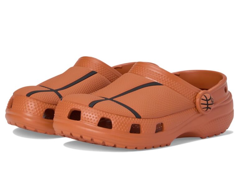 Crocs Unisex-Child Classic Clogs with Patterns and Graphics (Little Kid/Big Kid) Clog