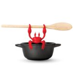 OTOTO Red The Crab Utensil Rest - Cooking Gifts, Spoon Rest Repose Cuillère - Heat-Resistant Steam Releaser, Non-Slip Spoon Holder, Chopstick Holder
