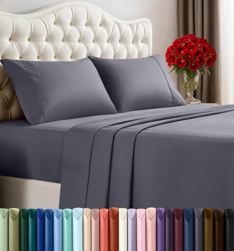 Utopia Bedding Queen Sheet Set - 4 Piece Queen Bed Sheets Set - Soft Brushed Microfiber Fabric - Shrinkage & Fade Resistant - Easy Care (Grey)