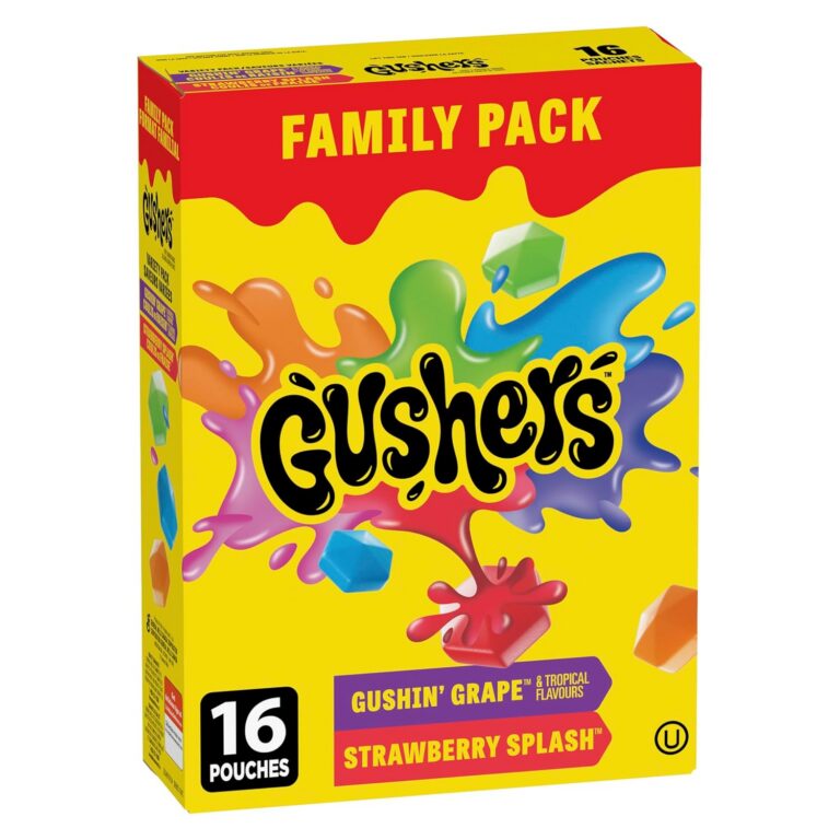 BETTY CROCKER GUSHERS - FAMILY PACK SIZE - Gushin Grape and Tropical Flavours, Strawberry Splash Fruit Flavoured Snacks, Pack of 16 Pouches, 368 Grams Package of Fruit Flavoured...