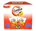 Pepperidge Farm Goldfish Cheddar Crackers, 22 Snack Packs, 28g/1 oz. Each {Imported from Canada}